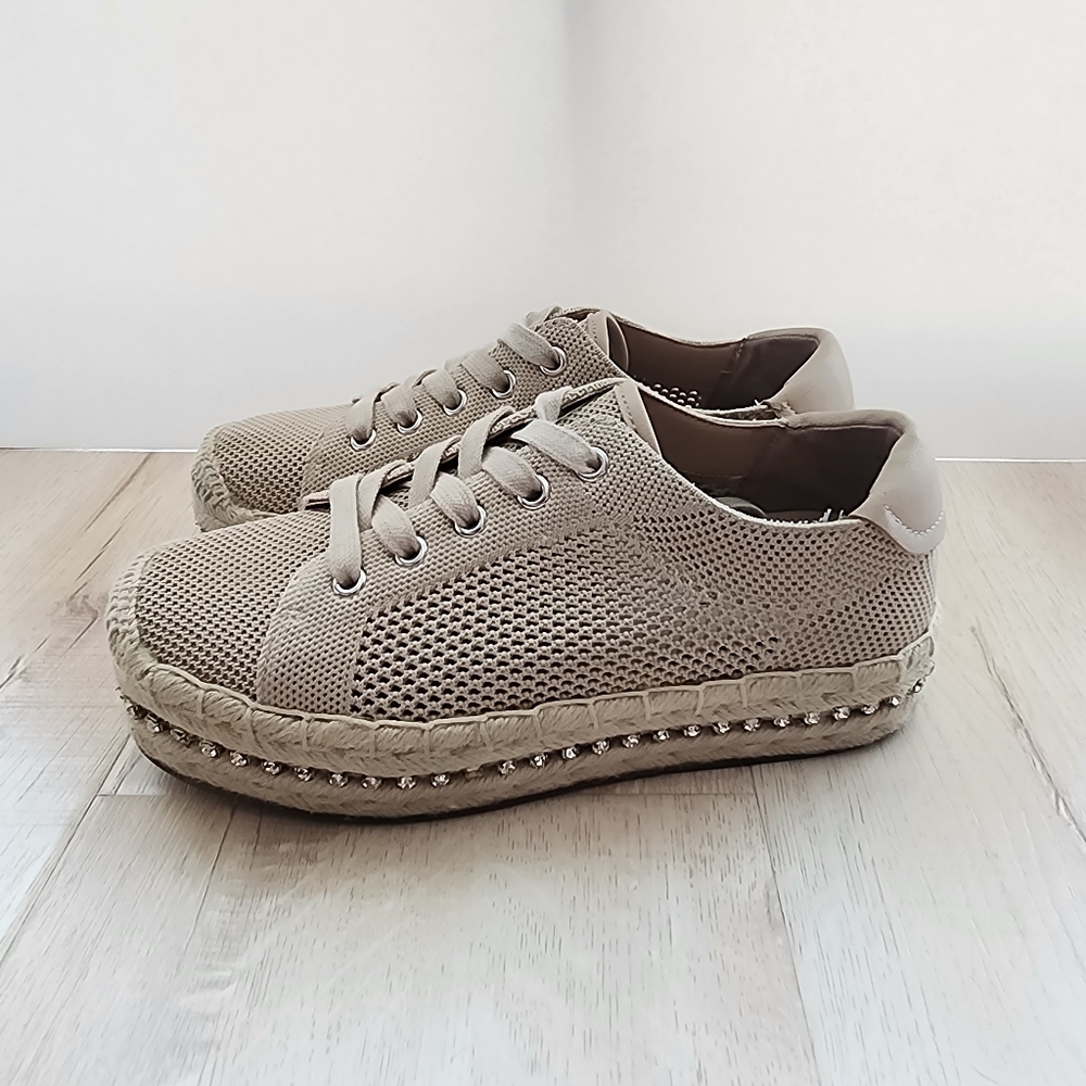 Chelsea & Violet Lace Up Womens Espadrille Sneakers Size 6.5